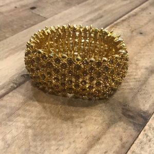 Thick Gold Rhinestone bracelet